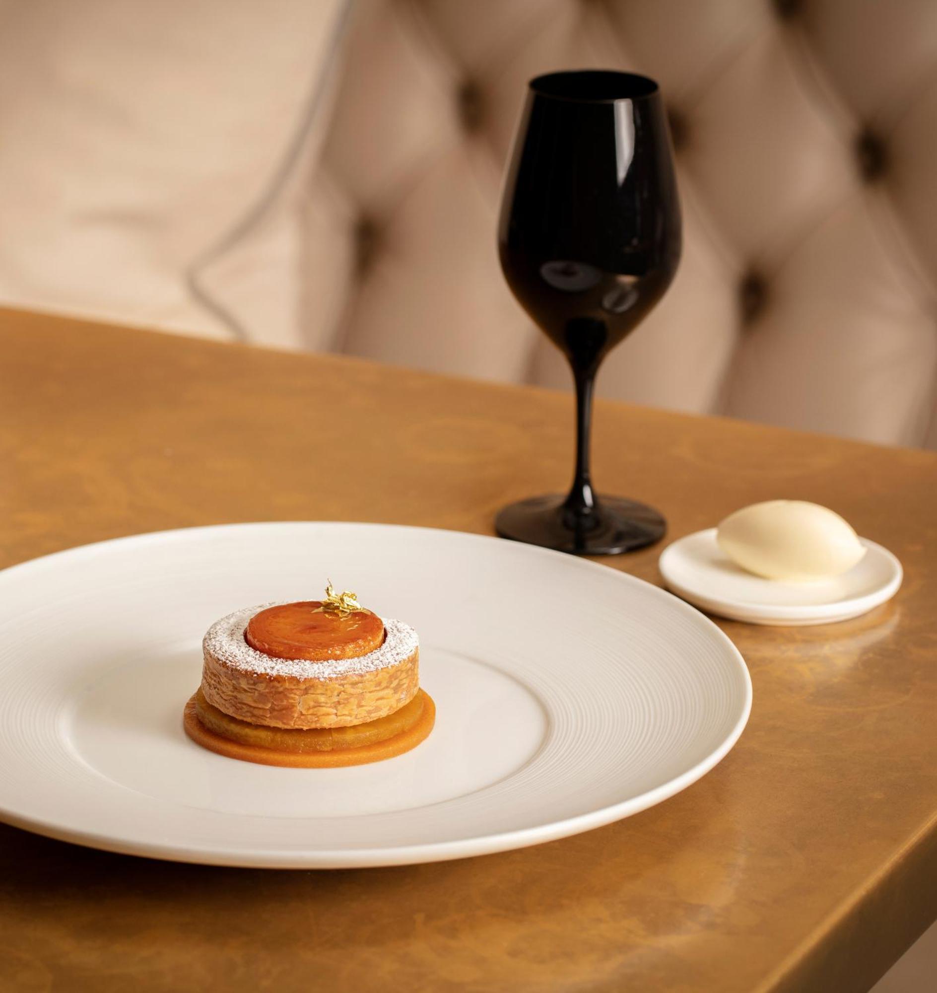 The Vineyard Hotel & Spa Ньюбери Экстерьер фото