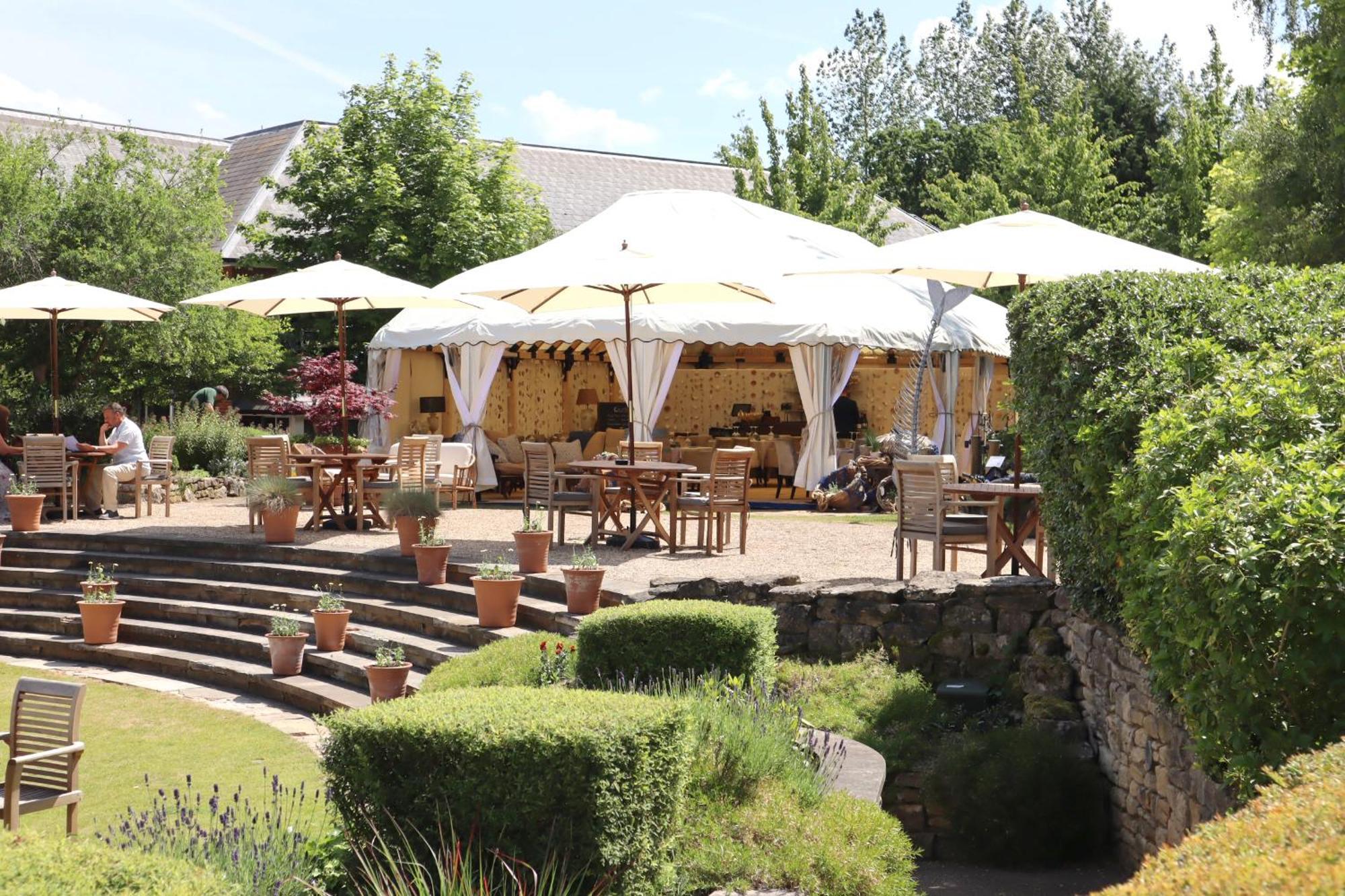 The Vineyard Hotel & Spa Ньюбери Экстерьер фото