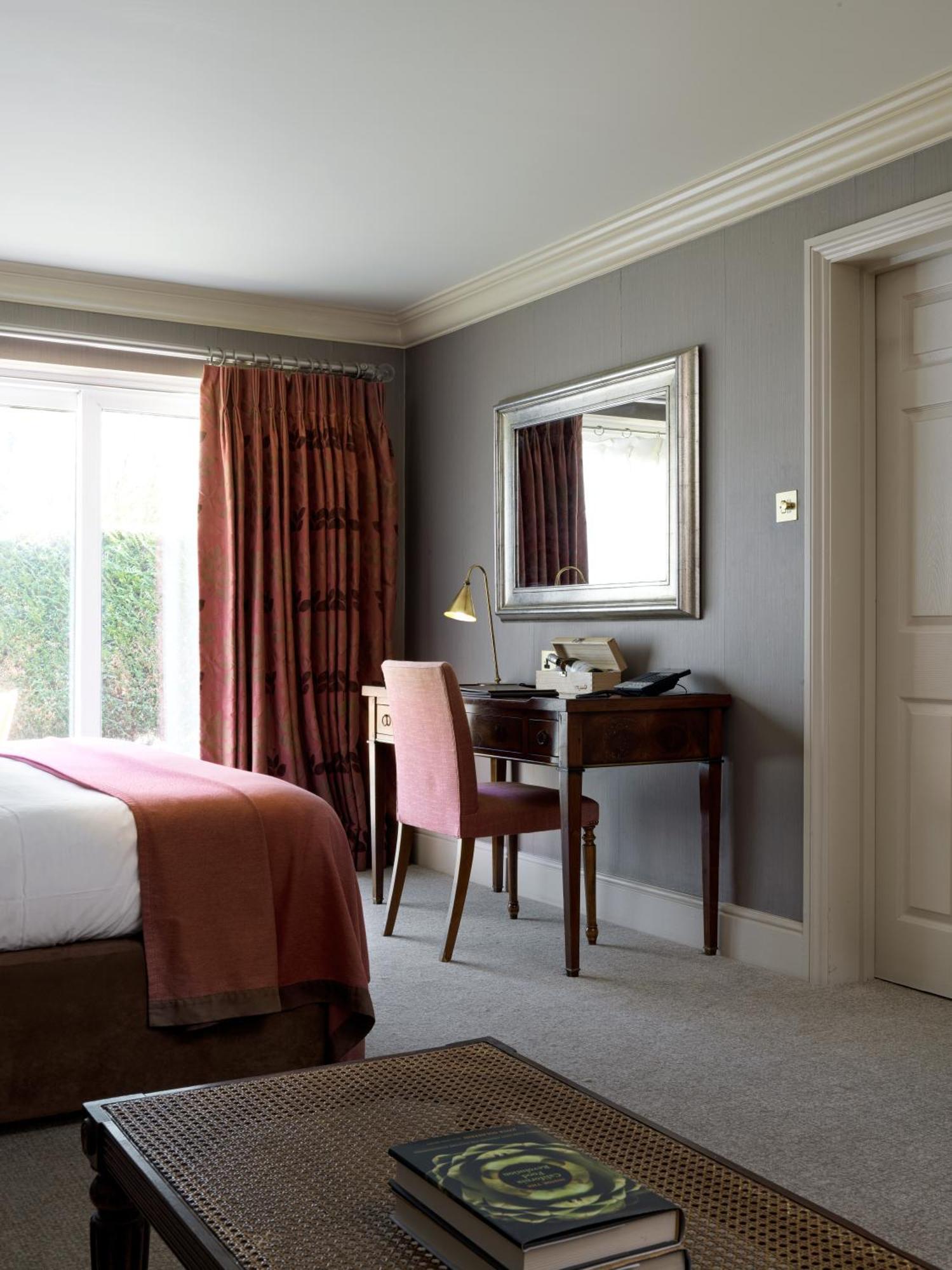 The Vineyard Hotel & Spa Ньюбери Экстерьер фото