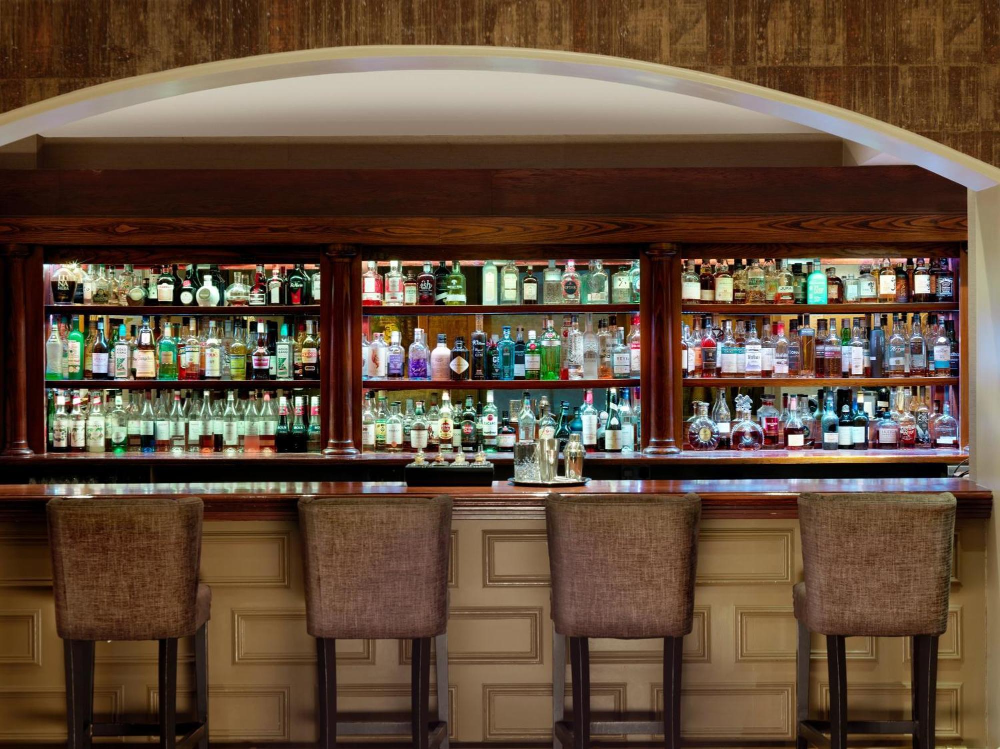 The Vineyard Hotel & Spa Ньюбери Экстерьер фото