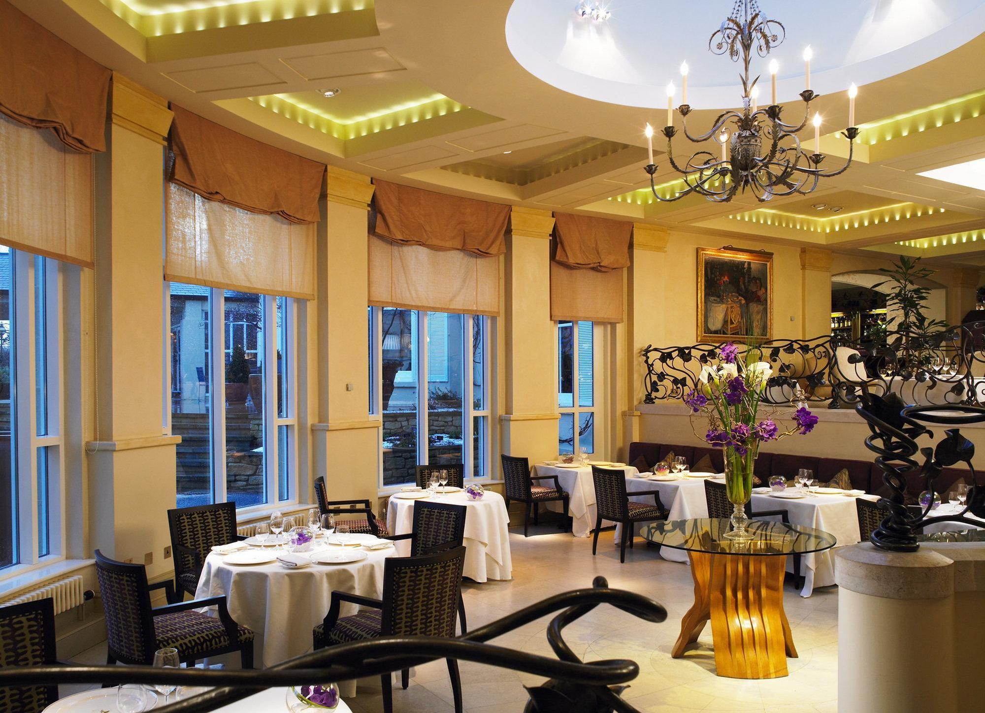 The Vineyard Hotel & Spa Ньюбери Экстерьер фото
